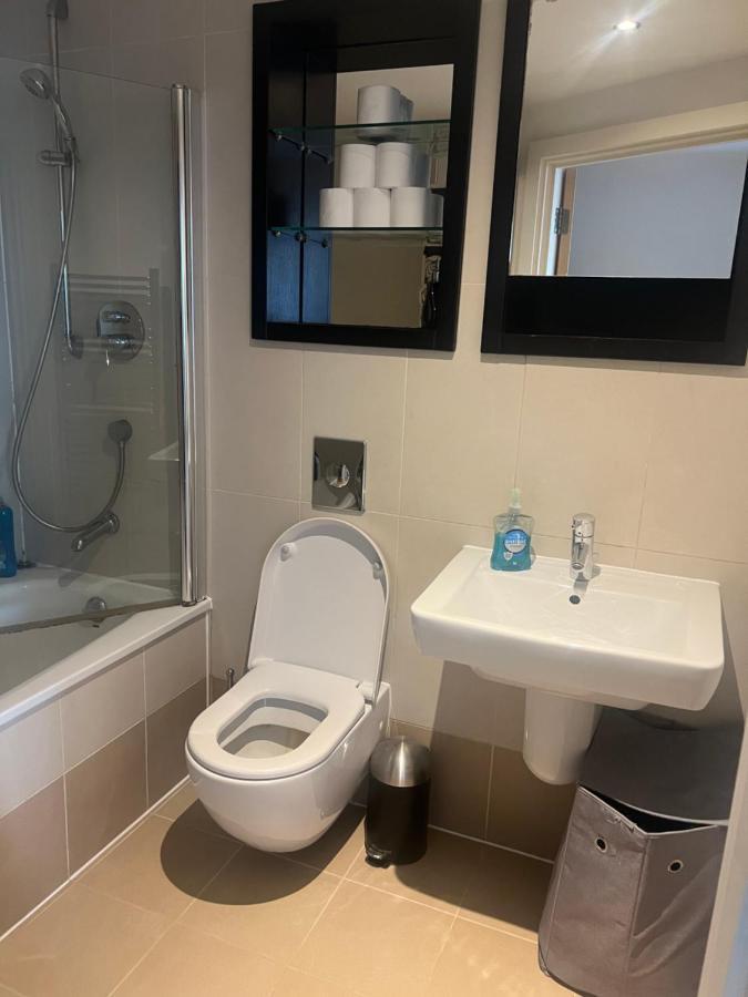 Clarance Docks Apartment Leeds  Dış mekan fotoğraf